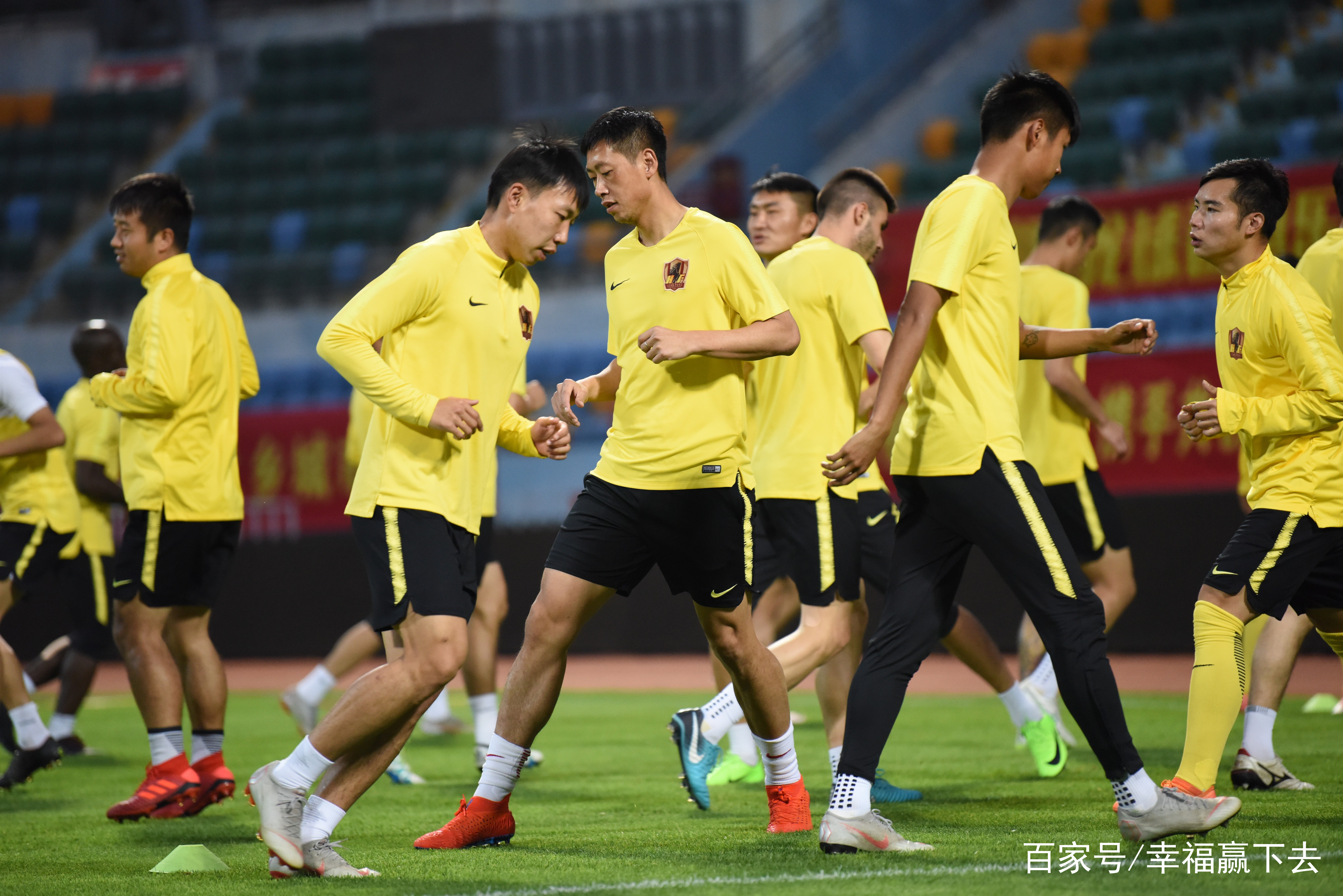 斯洛文尼亚队遭遇连败，欧预赛挑战重重的简单介绍