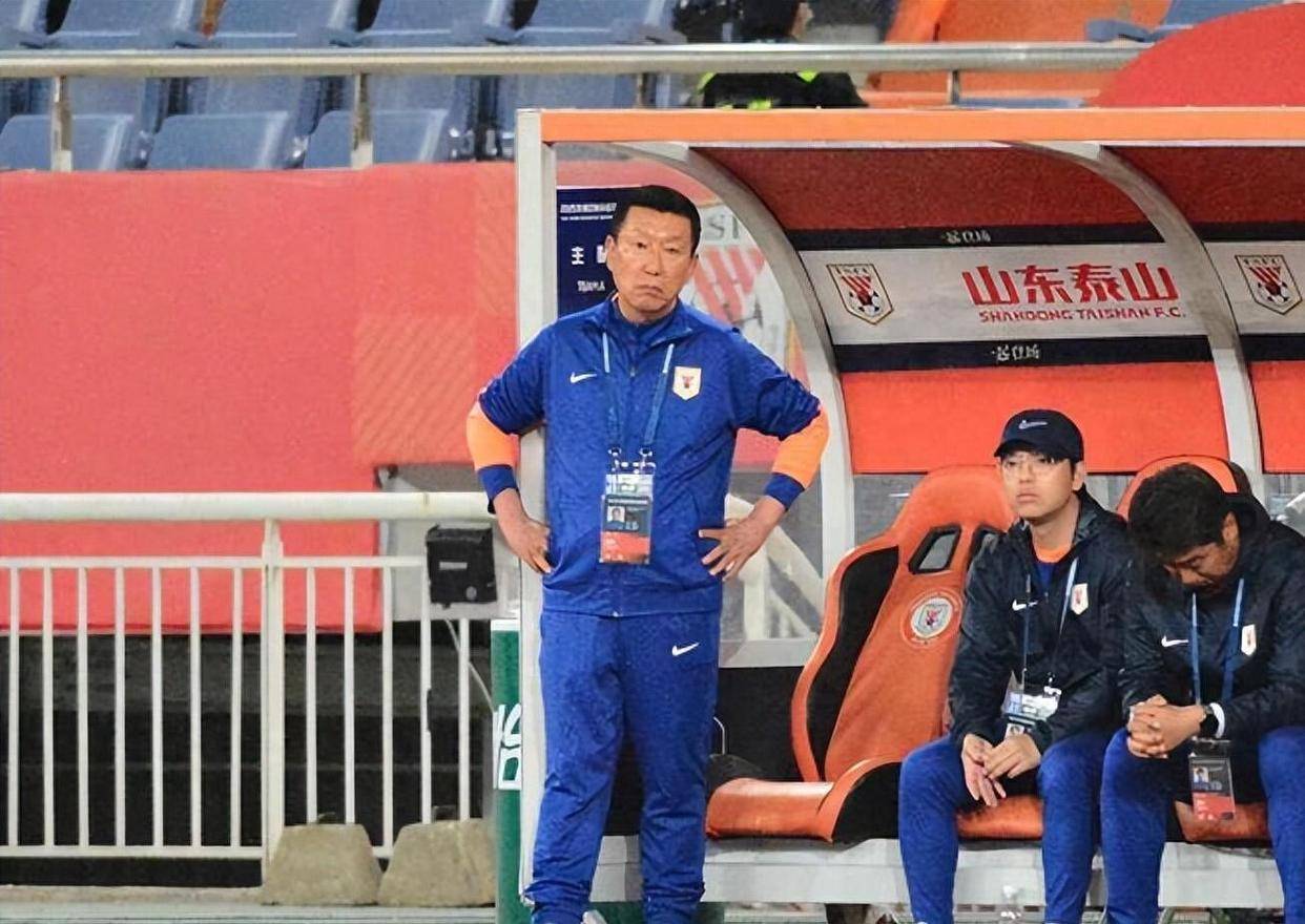 关于泰山队的困境需深层次变革而非换帅的信息