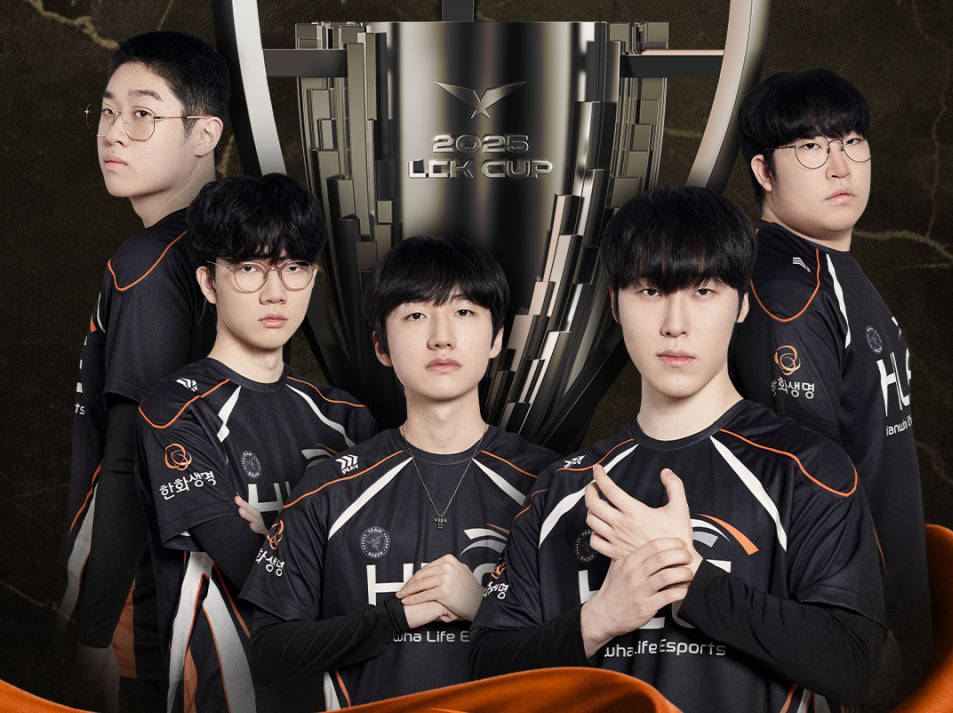 LOL：电竞世界杯HLE首秀！上单弱的CFO偏偏遇到了Zeus
